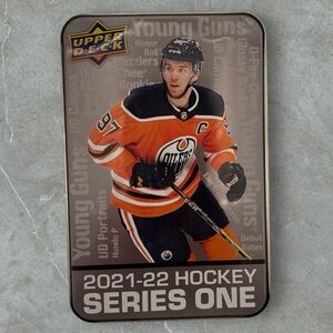 Connor McDavid 2021-22 Collectible Tin